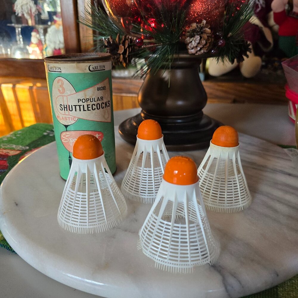 CARLTON VINTAGE Shuttlecocks Container with 3 Shuttlecocks